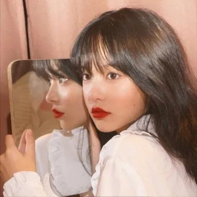 明天、我会成为谁的女友封面